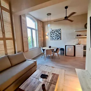 https://junior-luxe-suite-cityview.hotelsantwerp.net